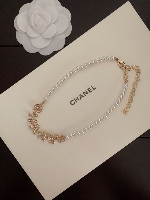 샤넬 chanel 펄 레터링 목걸이