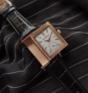 예거 르쿨트르 리베르소 트리뷰트 (양면듀얼 타임존) 29mm