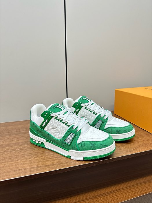 루이비통 트레이너 스니커즈 (남녀공용)