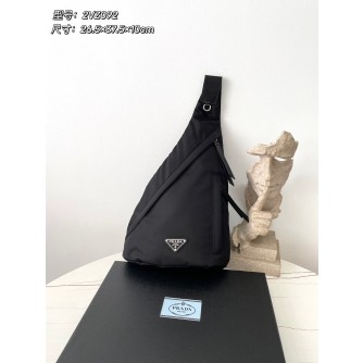프라다 리나일론 슬링백 2VZ092