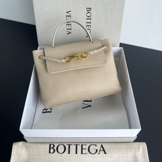 보테가베네타 스몰 차오 차오 836940