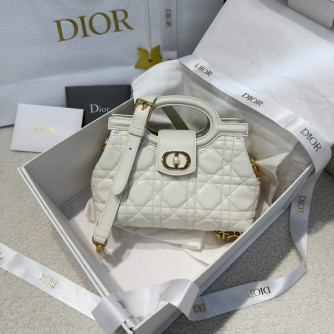 디올 Jolie 탑 핸들 미니 백 (컬러 화이트)