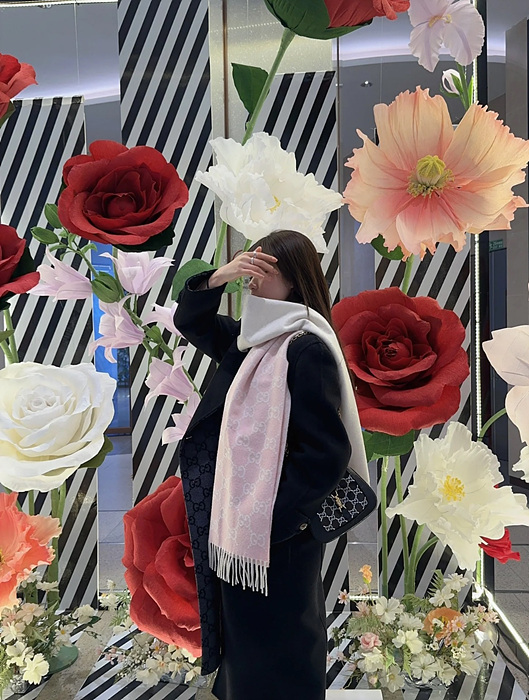 구찌 캐시미어 자카드 머플러