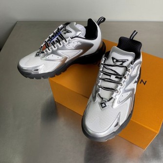 루이비통 러너 태틱 (남성용)