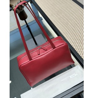 더 로우 아스트라 볼링백 나파 풀 램스킨레더