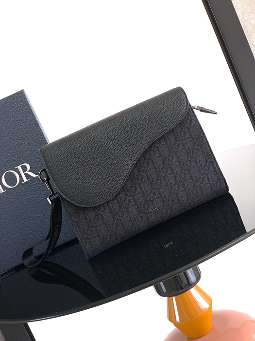 디올 A5 트라이앵글 파우치 2ADCA540YKS