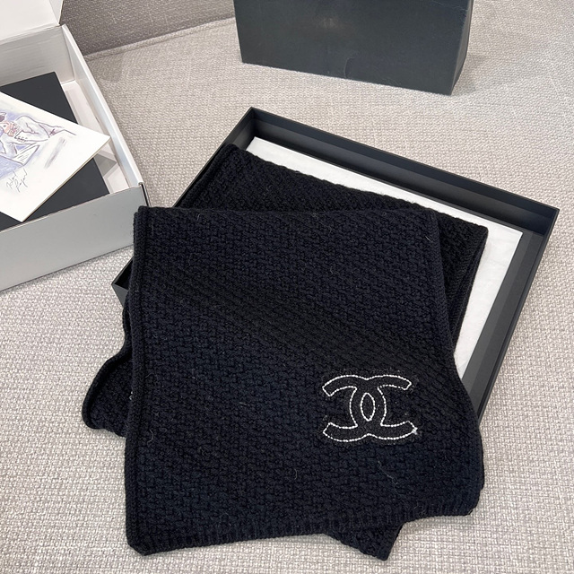 샤넬 캐시미어 CC 로고 비니 & 머플러