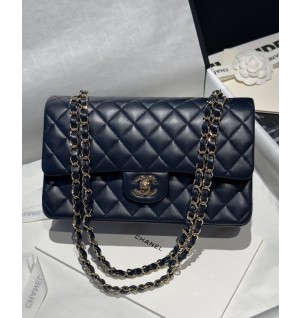 샤넬 클래식 램스킨 미디움 25.5cm